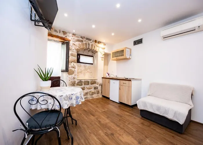 New Rustic Apartments Tonko